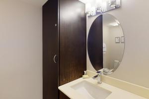 Et badeværelse på Wintergreen 202 + 26 billeder