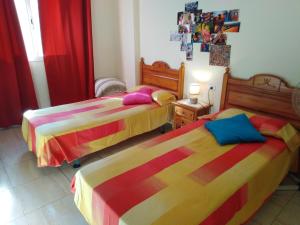 Postel nebo postele na pokoji v ubytování Tazacorte, temporary rental - 1 month or more