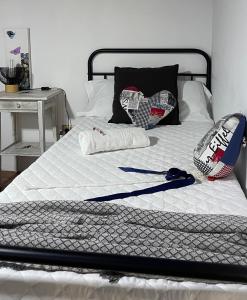 Ένα ή περισσότερα κρεβάτια σε δωμάτιο στο Apartamento en Costa Quebrada -Piscina y parking junto a las playas, en Soto de la Marina