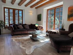 Ruang duduk di Herenhaus Schluchsee