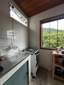 Gambar di galeri bagi Apartamento 2 quartos Vila do Abraão di Ilha Grande