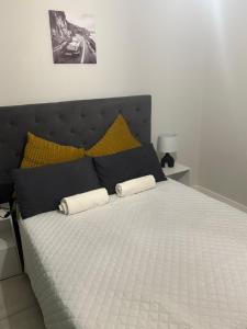 En eller flere senge i et værelse på Chaka at TheCreek