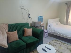 Afbeelding uit fotogalerij van Legatus Cozy Studios Ngong in Ngong