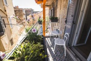 Balkón alebo terasa v ubytovaní Sir George Luxury Suites