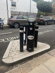 Fotografie z fotogalerie ubytování Elegant West Hampstead Stay 3BR v Londýně