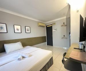 Μια τηλεόραση ή/και κέντρο ψυχαγωγίας στο # Hashtag Hotel - Self Check in