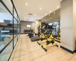 Fitness centrum a/nebo fitness zařízení v ubytování Ilunion Pio XII