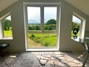 Fotografie z fotogalerie ubytování Cillarney Lakeview Loft Apartment v destinaci Killarney
