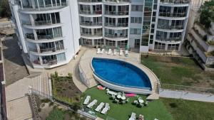 Swimmingpoolen hos eller tæt på Luxury SeaView Apartment Azzurro 5