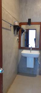 Koupelna v ubytování Ocean Moon Mirissa