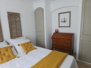 Katil atau katil-katil dalam bilik di Gîte le Félibre