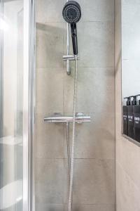 Koupelna v ubytování 4Beds Contractor and Family Haven near Pinewood and Warner Bro studios + 11 fotografií