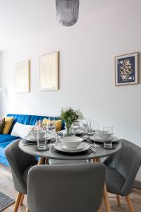 Posezení v ubytování 4Beds Contractor and Family Haven near Pinewood and Warner Bro studios