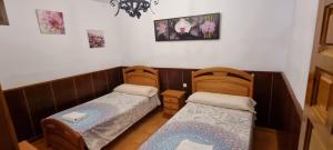 Ένα ή περισσότερα κρεβάτια σε δωμάτιο στο Casa Majacielos +6 φωτογραφίες