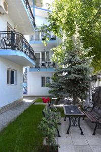 En balkon eller terrasse på Εlada