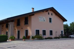 Budynek, w którym mieści się the country house