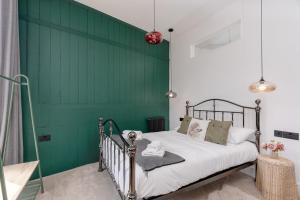 Photo de la galerie de l'établissement Mulberry Boutique Stay Ground Floor Canal Side, à Todmorden