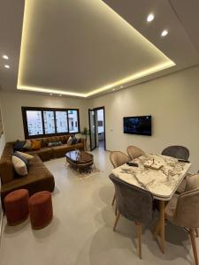 Televisyen dan/atau pusat hiburan di Perfect Summer Apartment