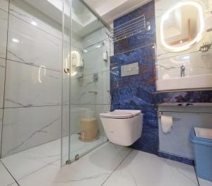 Gallery image of Aarush road lines and holidays in Alleppey