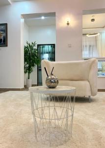 Φωτογραφία από το άλμπουμ του Kingskid Apartment σε Ado