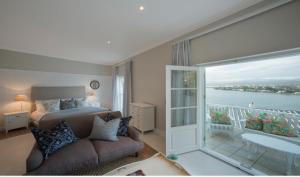 Posezení v ubytování Lagoon View Guest Suite