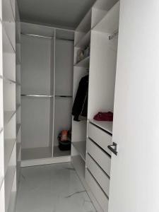 Gambar di galeri bagi Apartments Silversany di Budva +4 gambar