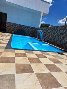 Swimmingpoolen hos eller tæt på Chacara Flores em Vida - Olímpia SP
