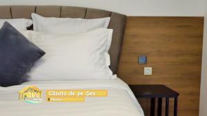 Foto dalla galleria di Casuta de pe Ses a Novaci-Străini