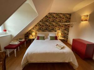 Le Clos Près Chambordにあるベッド