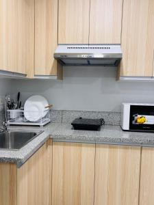 Dapur atau dapur kecil di WV 26 Calm & Comfortable Stay