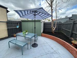 Αίθριο ή υπαίθριος χώρος στο 2BR Family Home - A Charming Yarraville Getaway
