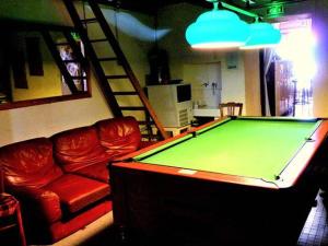 Posezení v ubytování Chalet cosy avec terrasse pour 6 personnes - API-1-52-521