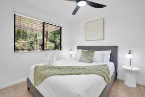 Gallery image of Fig Tree Cottage @ Sunshine Grove in Peachester