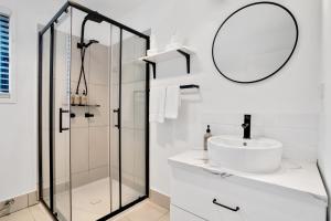 Gallery image of Fig Tree Cottage @ Sunshine Grove in Peachester +18 photos