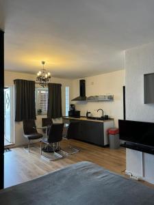 Kuchyň nebo kuchyňský kout v ubytování Apartments Vukovic