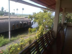 Photo de la galerie de l'établissement Backwater Breeze, à Kumarakom