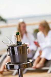 Nápoje v ubytování Ringsjöstrand Hotel + 23 fotografií