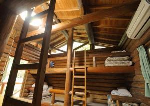Katil dua tingkat atau katil-katil dua tingkat dalam bilik di Nature Resort in Shimanto / Vacation STAY 33201
