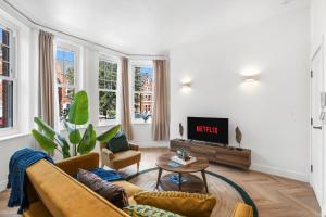 TV a/nebo společenská místnost v ubytování Seascape in Eastbourne