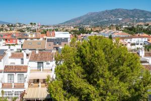 En generel udsigt til bjerge eller udsigt til bjerge taget fra lejligheden