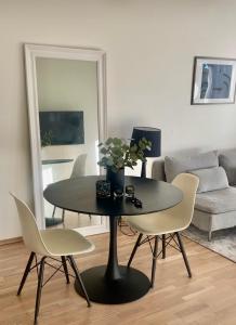 Billede fra billedgalleriet på Sunny, patio & roof terrace Fornebu i Fornebu