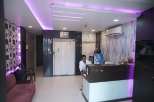 Μια τηλεόραση ή/και κέντρο ψυχαγωγίας στο Hotel Pride