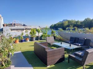 Κήπος έξω από το Chambre en Seine chez Philippe