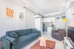 Η κουζίνα ή μικρή κουζίνα στο Maxi Prime Homes Near Kaleiçi & AVM