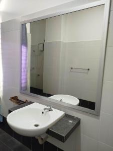 Bilik mandi di Eden Vista
