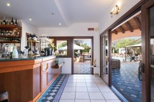 Εστιατόριο ή άλλο μέρος για φαγητό στο Li Troni +67 φωτογραφίες