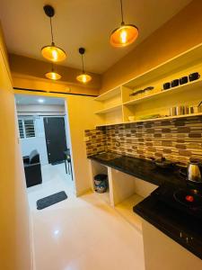 Fotografie z fotogalerie ubytování 1 Bhk Service Apartments by Abhibha Stays Near Botanical Garden v destinaci Hajdarábád + 99 fotografií