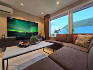 พื้นที่นั่งเล่นของ Modern Luxury Villa- Free parking