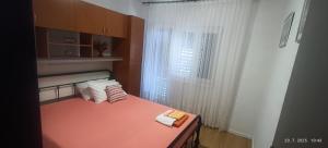 Giường trong phòng chung tại Luminaria Solis Vacation Home