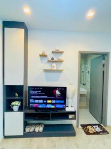 Et tv og/eller underholdning på The base Central 741 by Numam